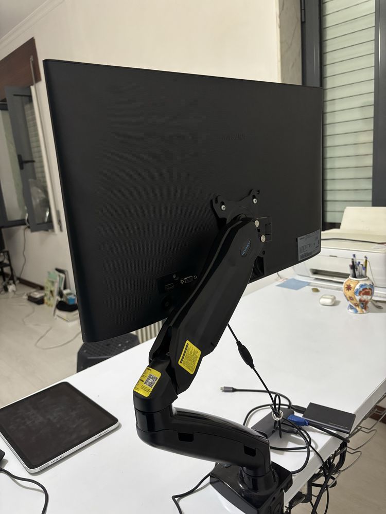 (VALOR FINAL) Monitor Samsung FHD 23" 75Hz com Braço Articulado