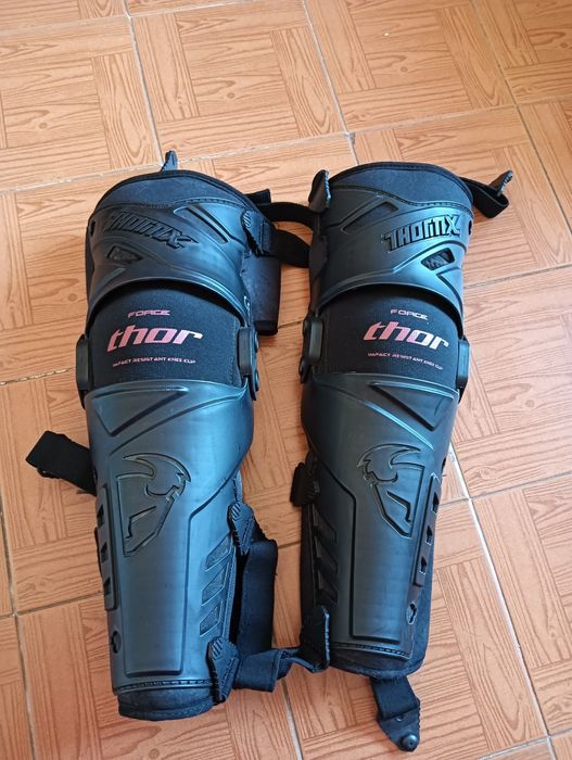 Joelheiras motocross Thor