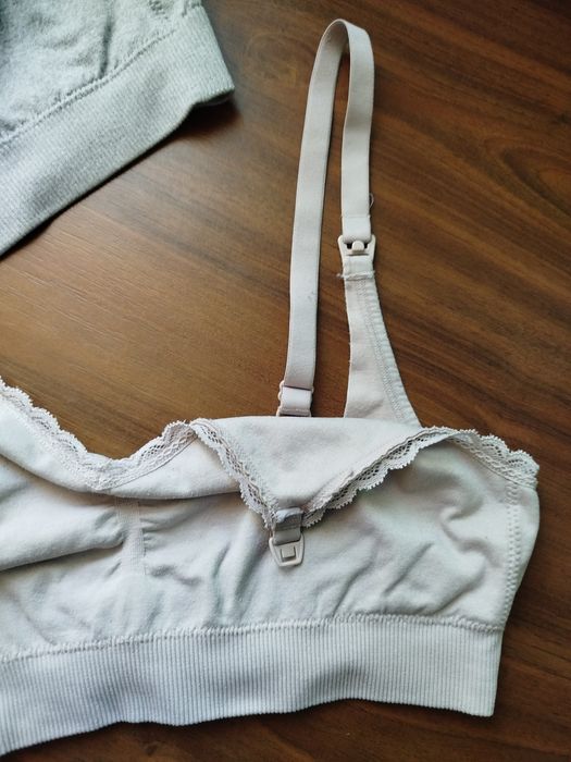 Бюстгальтер для годування.