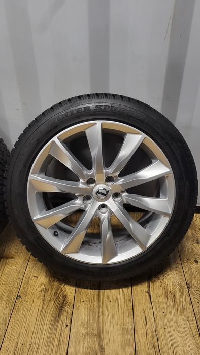 Felgi Volvo 18" 5x108 z oponami 245/45 R18 jak nowe 8mm S90 V90