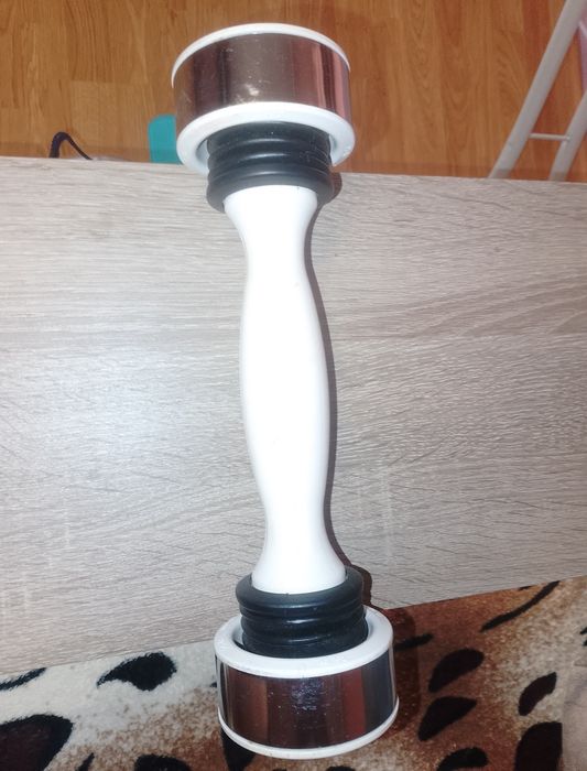 Продам гонтелю 1,2 кг