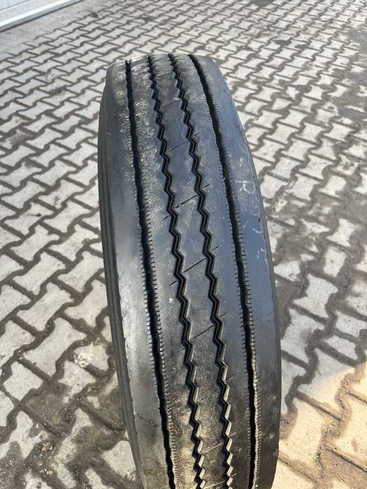 Opony Michelin 9R22.5 (2szt)