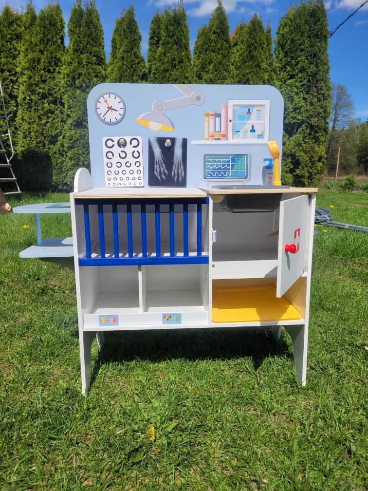 Domek gabinet lekarza dla dzieci lidl