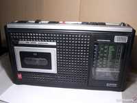Radio magnetofon on unitra mk2500a automatic