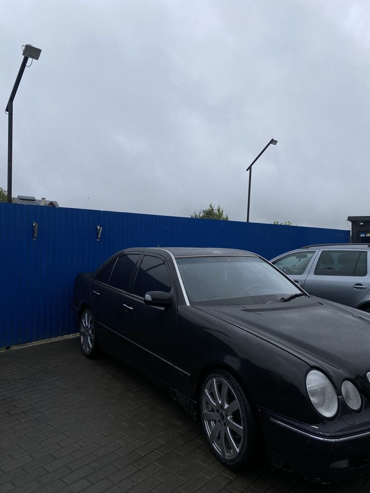 Продам w210 e280