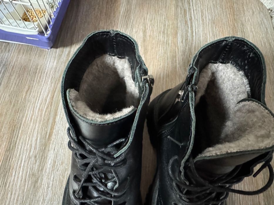 Шкіряні жіночі зимові чоботи