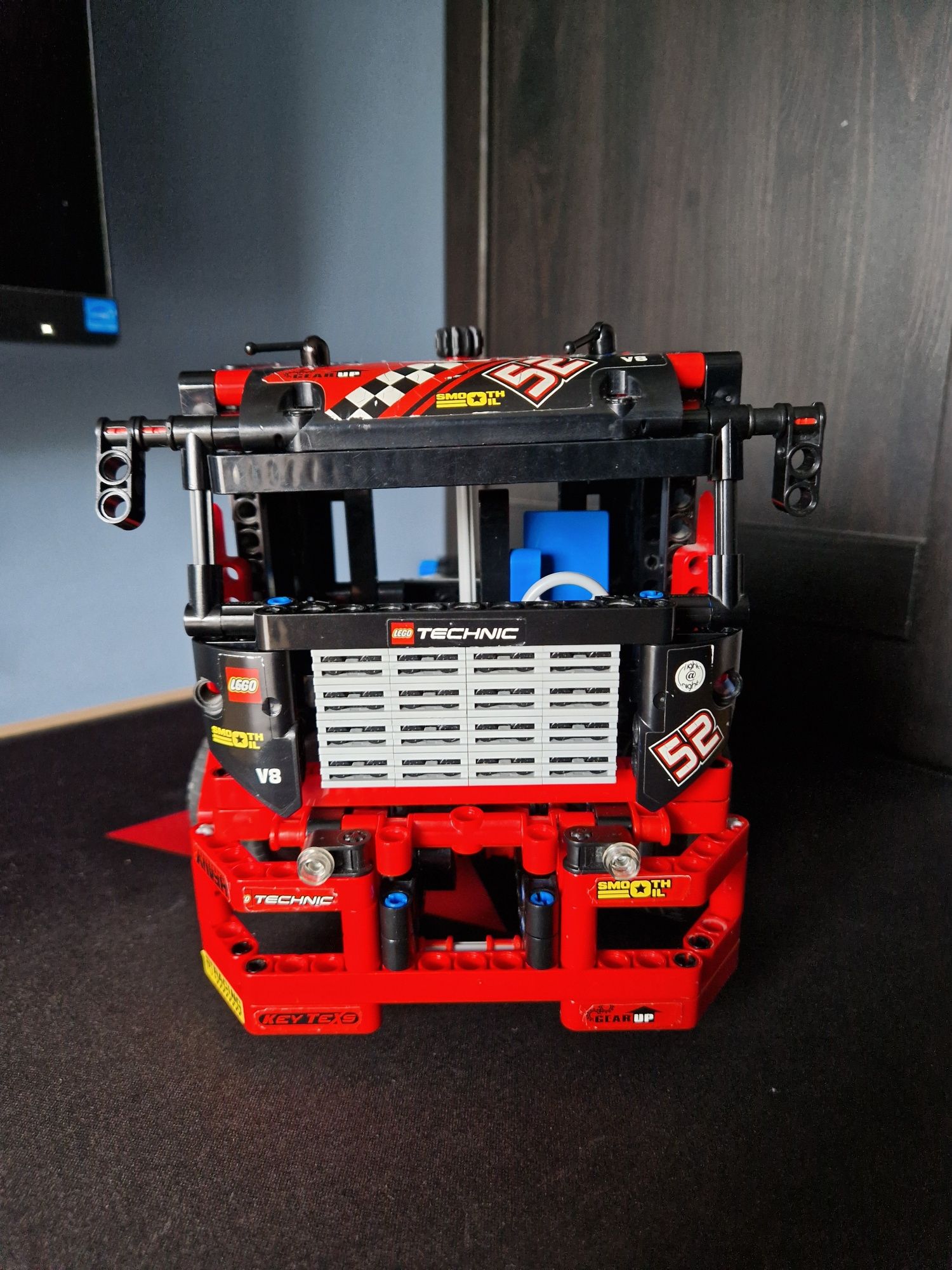 Klocki LEGO Techic 8041 Wyścigowa Ciężarówka Samochód Ciężarowy