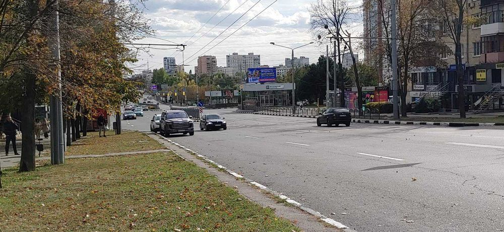 Оренда! м.Бот. Сад, пр.Науки-Супер під будь-який вид діяльності!