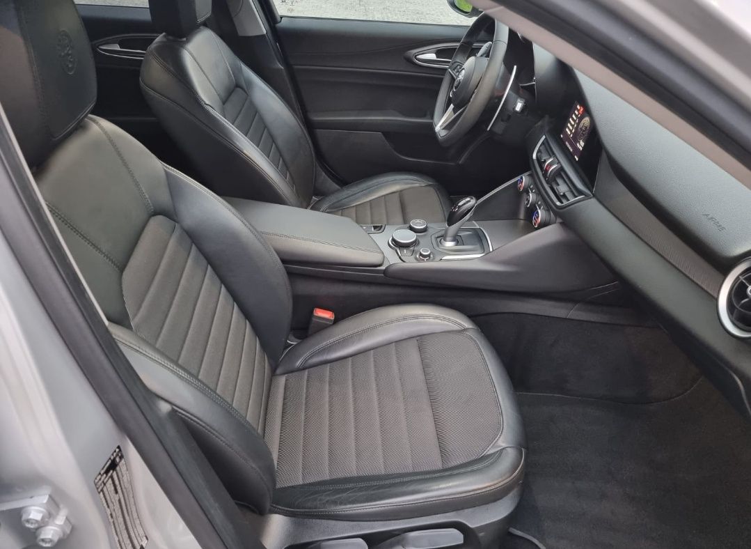 Alfa Romeo Giulia Super AT8
