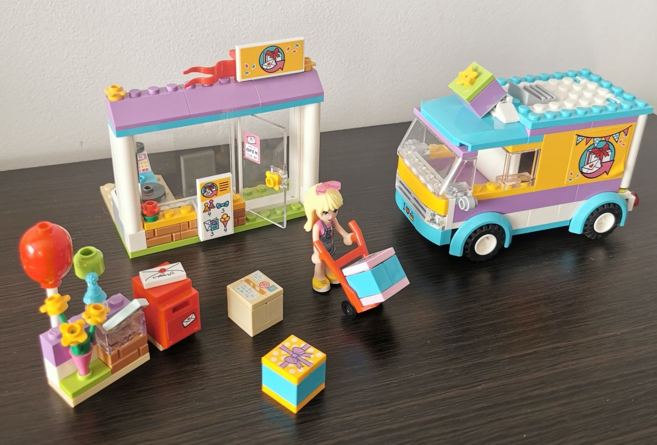 LEGO Friends 41310 Dostawca upominków w Heartlake