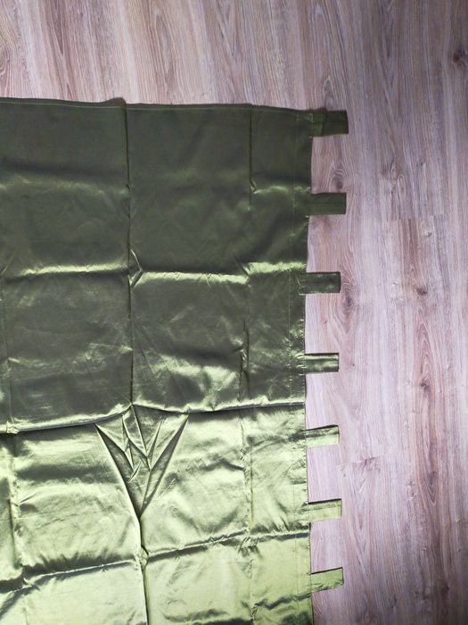 Zasłony zielone z przelotką