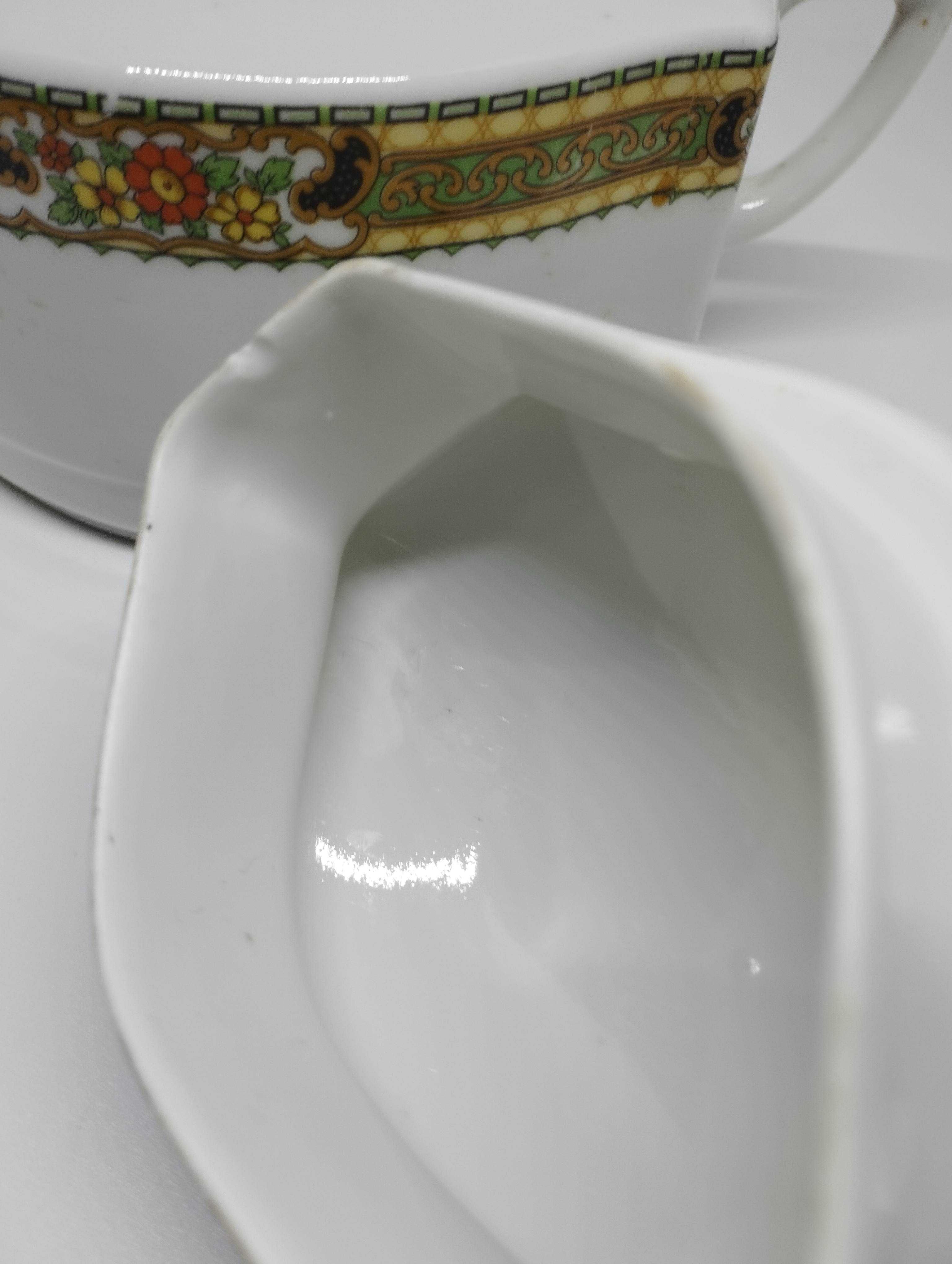 Cukiernica porcelanowa Ćmielów fason lwów