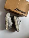 Mizuno Racer S White Metallic Silver