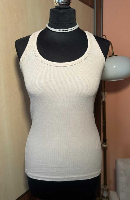 Koszulka typu boxerka, kremowa, rozm. S/M – elastyczna, b. dobry