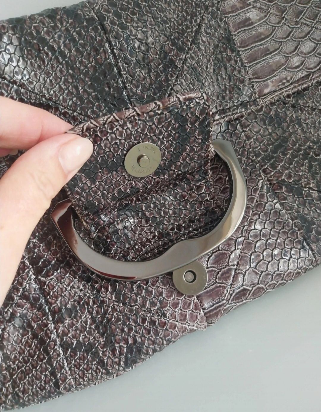 Mala de mão | Clutch | BCBGeneration | Pele sintética | como nova