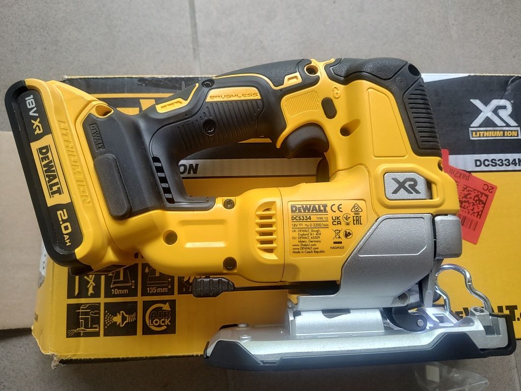 DeWALT DCS334N wyrzynarka akumulatorowa 18 V + Aku 2.0