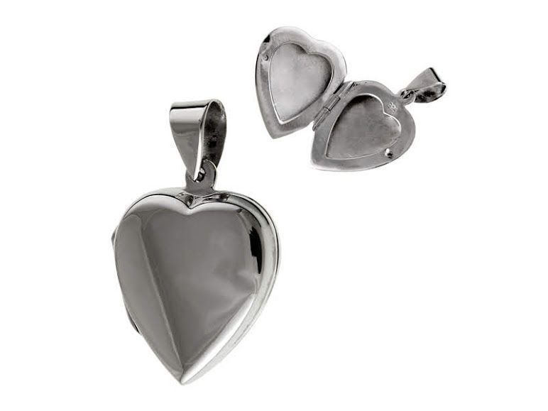 Gładki Srebrny Otwierany Wisior Sekretnik Serce W0282