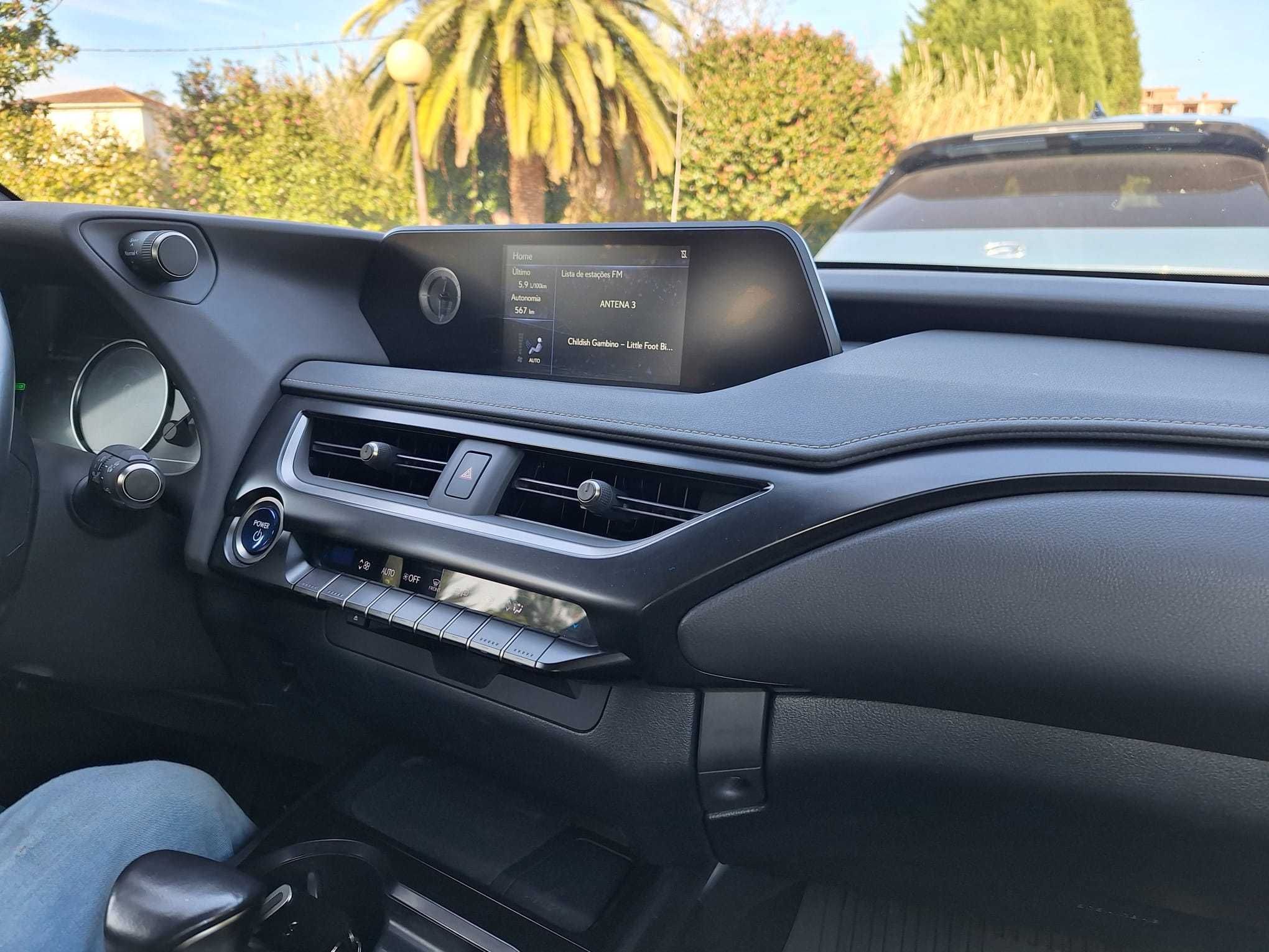 Particular vende Lexus ux250h Premium
