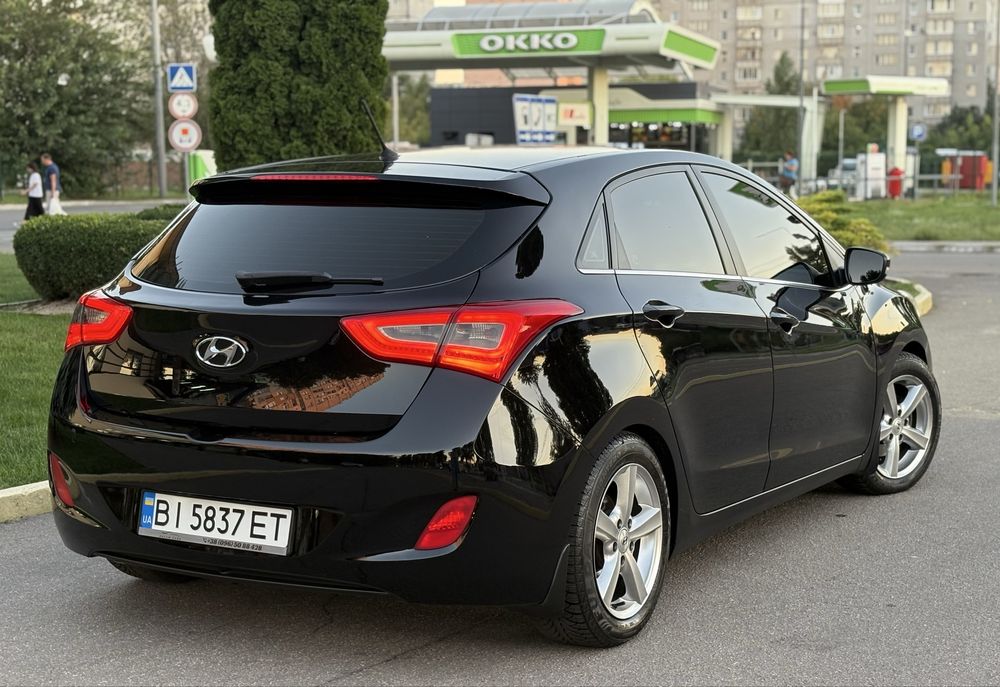 Hyundai i30 1.6MPI Дуже Гарна Офіціал!