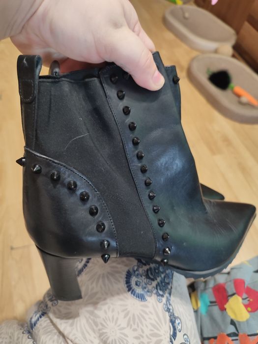 Віддам шкіряні полусапожки