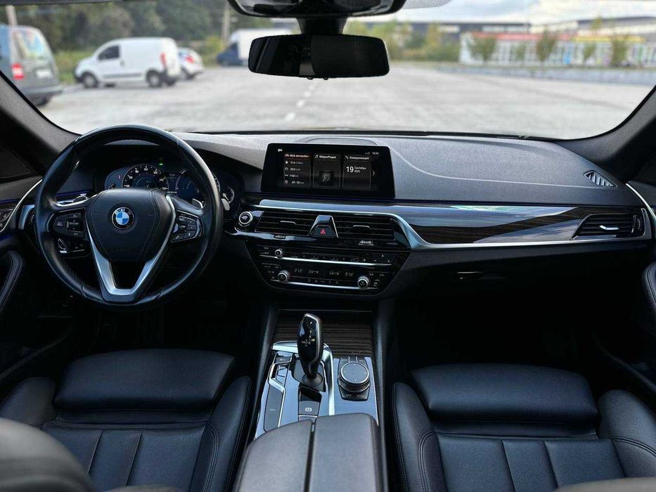 BMW 530E G30 (Розстрочка / Лізинг)