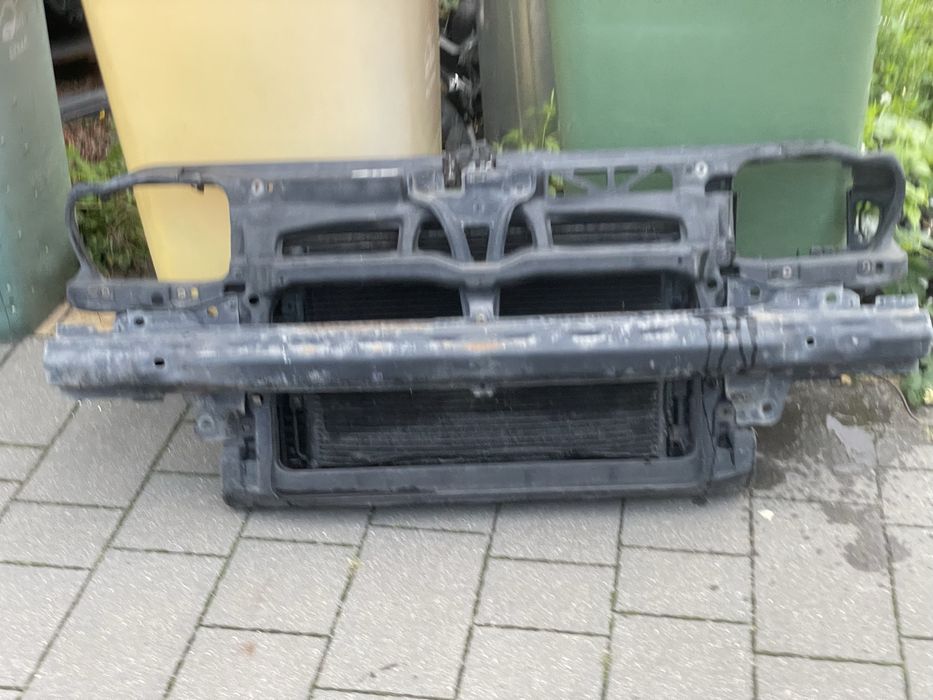 Pas przedni kompletny,wentylator,chłodnice golf 4