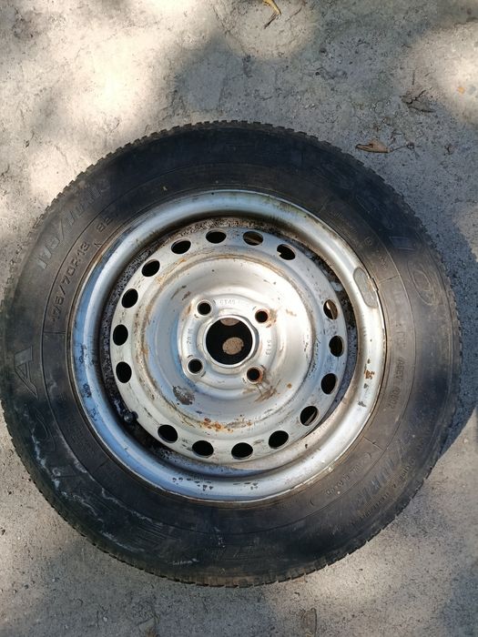 Продам запаску R13