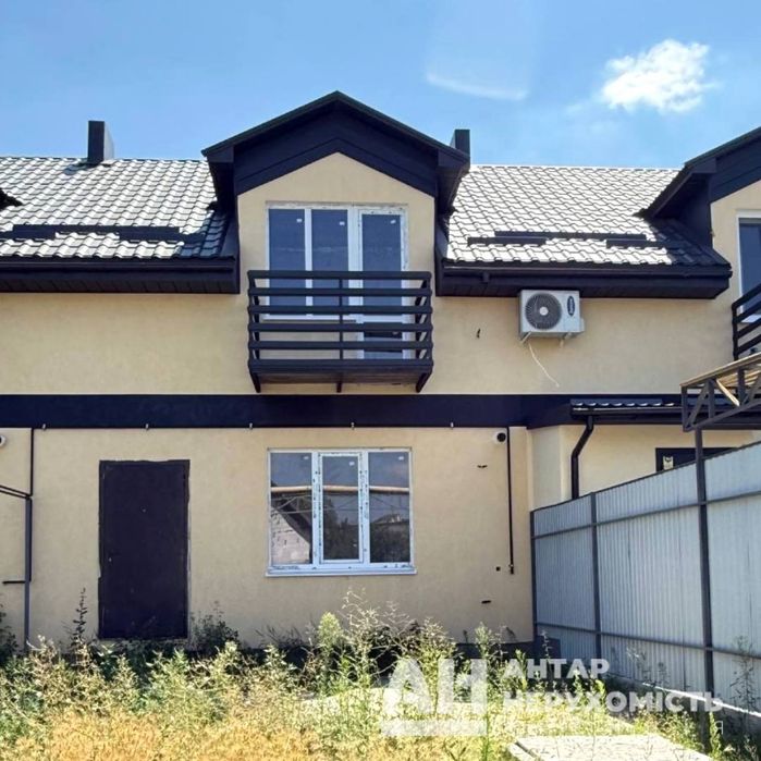 Продається двоповерховий таунхаус в Кропивницькому, р-н  Гірниче