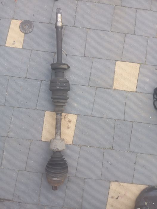 Піввісь шаран  1.9 -99 рік