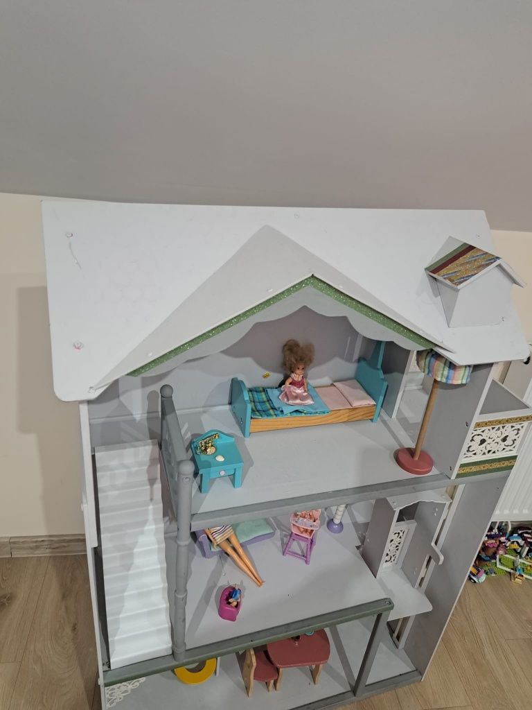 Duży domek dla lalek Barbie