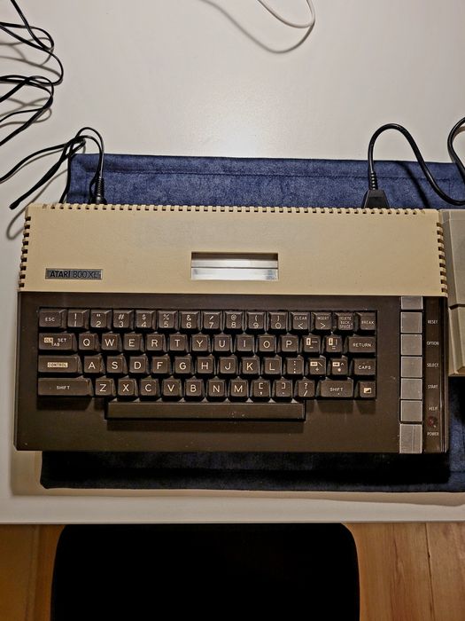 Atari 800xl pełny orginal self test 100% ok