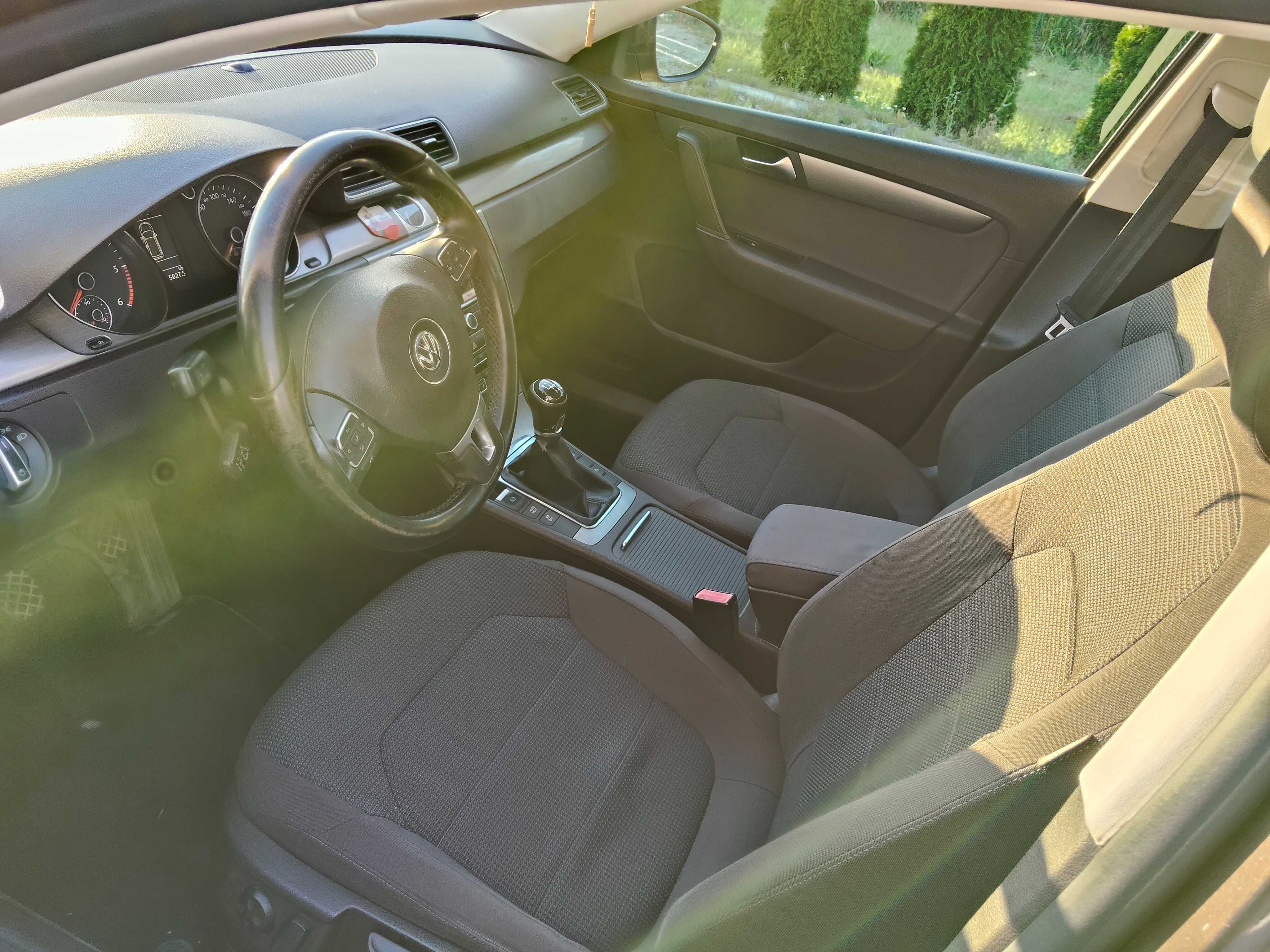Volkswagen Passat B7 2011