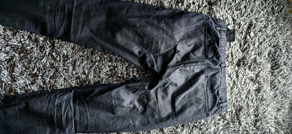 Spodnie Zara S fajny fason