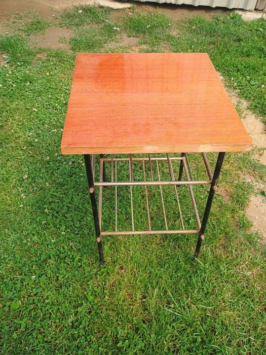 Sprzedam stolik mały