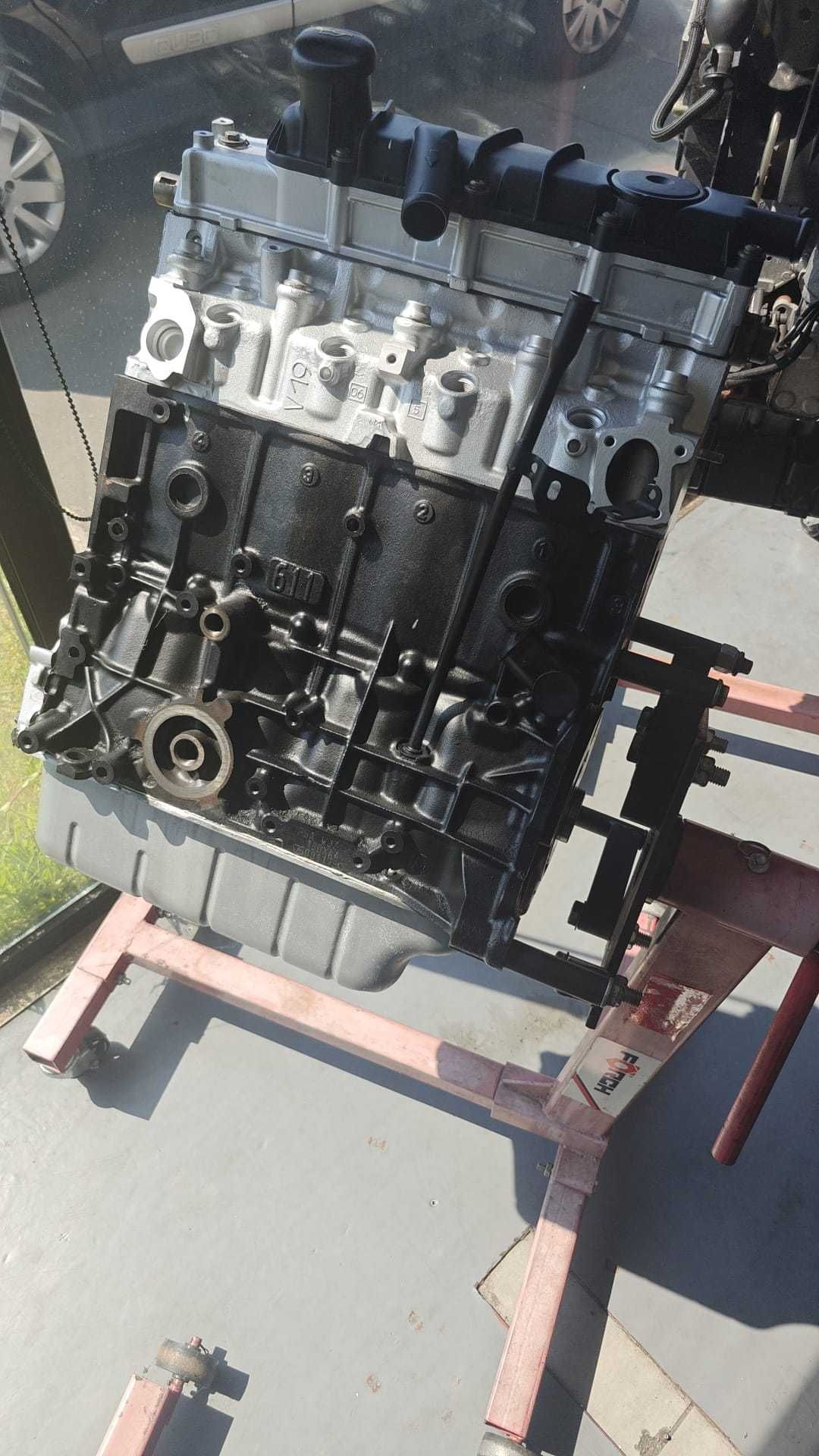 Motor Reconstruido Citroen Berlingo   1,9D 69CV  ref: WHY/WHZ