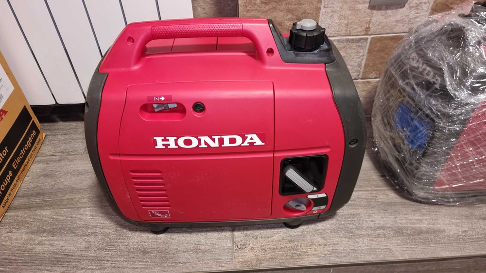 Генератор інверторний Honda EU 22 IT1 G