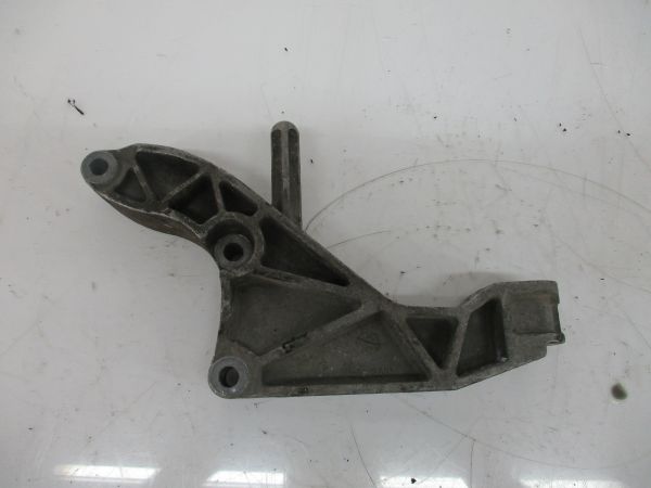 Apoio do motor OPEL Astra H Hatchback (L48)