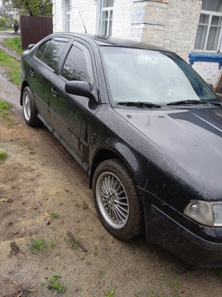 Продам skoda octavia