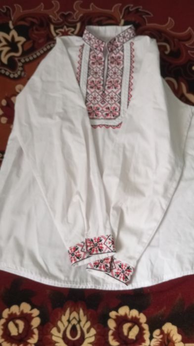 Продам вишиванку