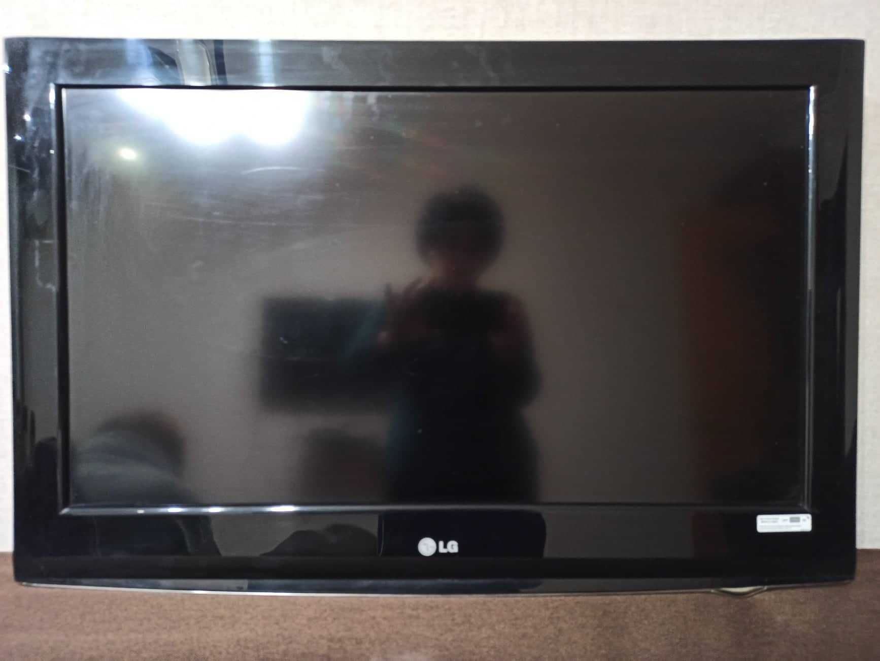 Телевизор LG 32LH3010