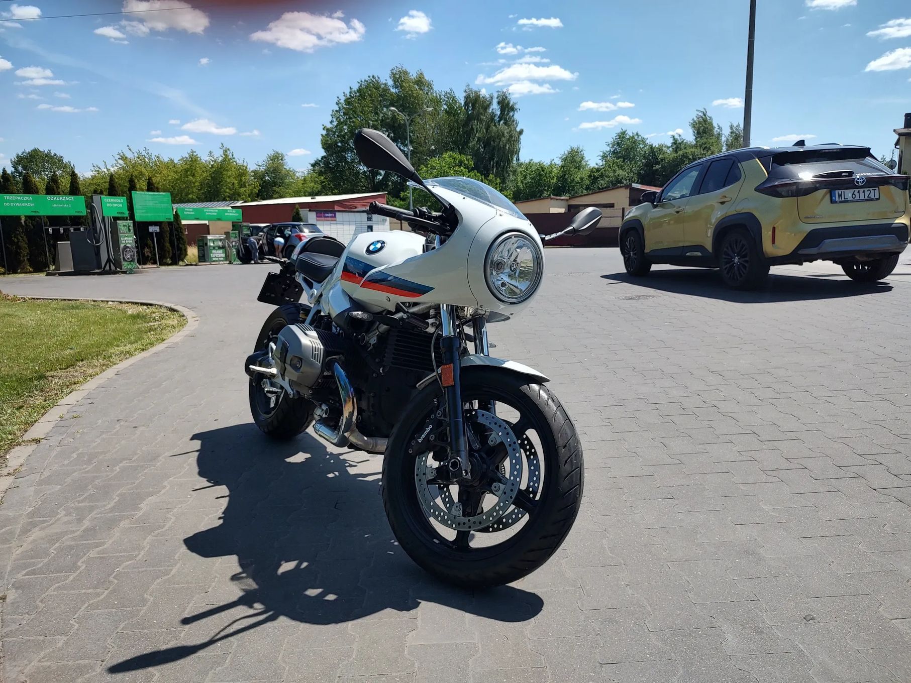 BMW  Fabryczny Cafe Racer BMW