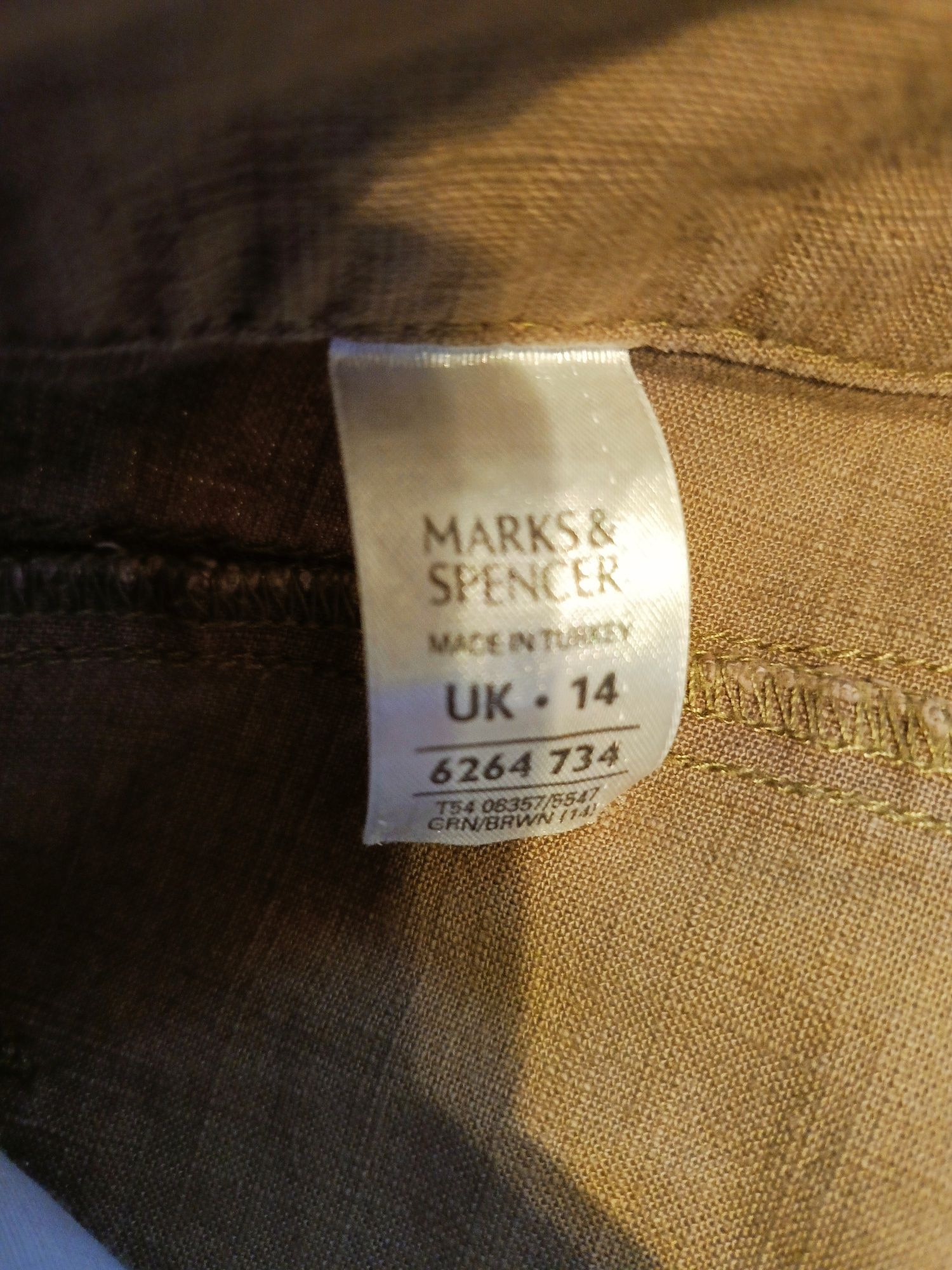 Marks Spencer - spodnie 3/4, rozmiar 42