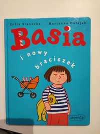 Basia i nowy braciszek