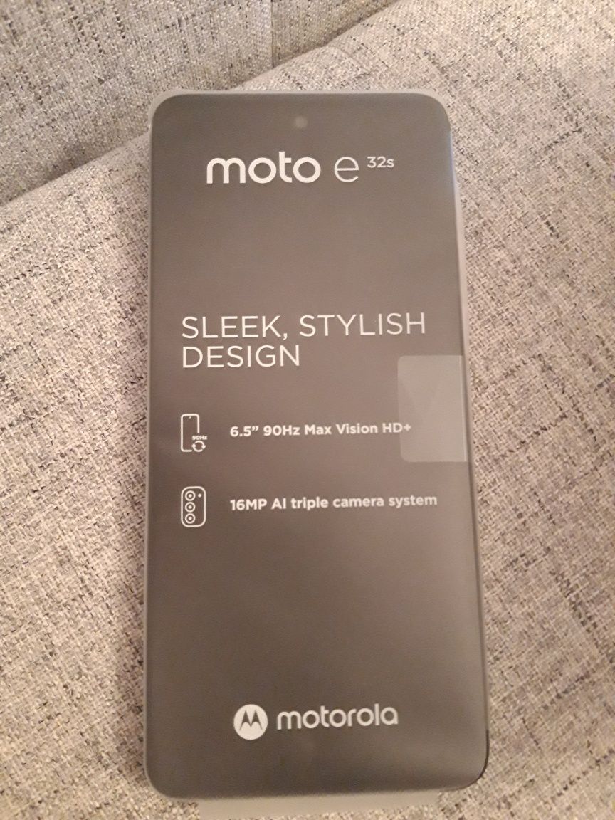 Telefon komórkowy Motorola moto e 32s