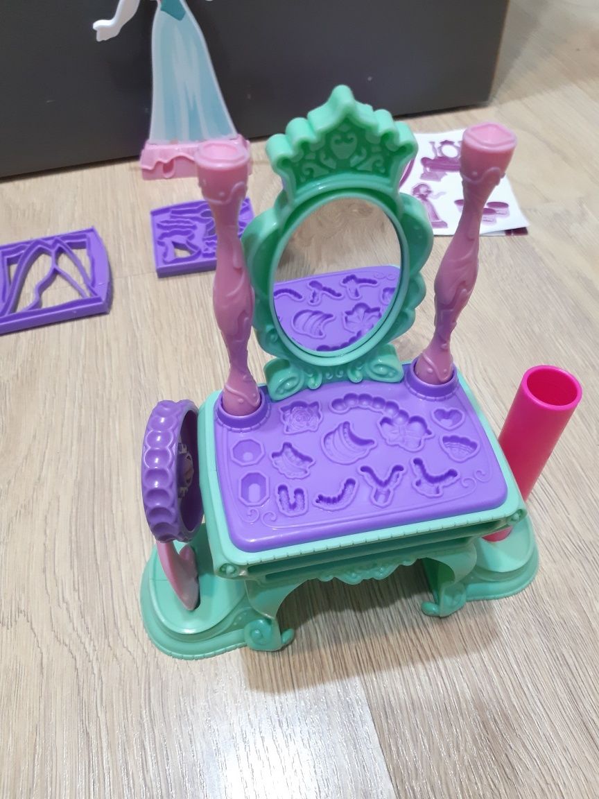 Playdoh Arielka strojnisia ciastolina hasbro wiek 3+