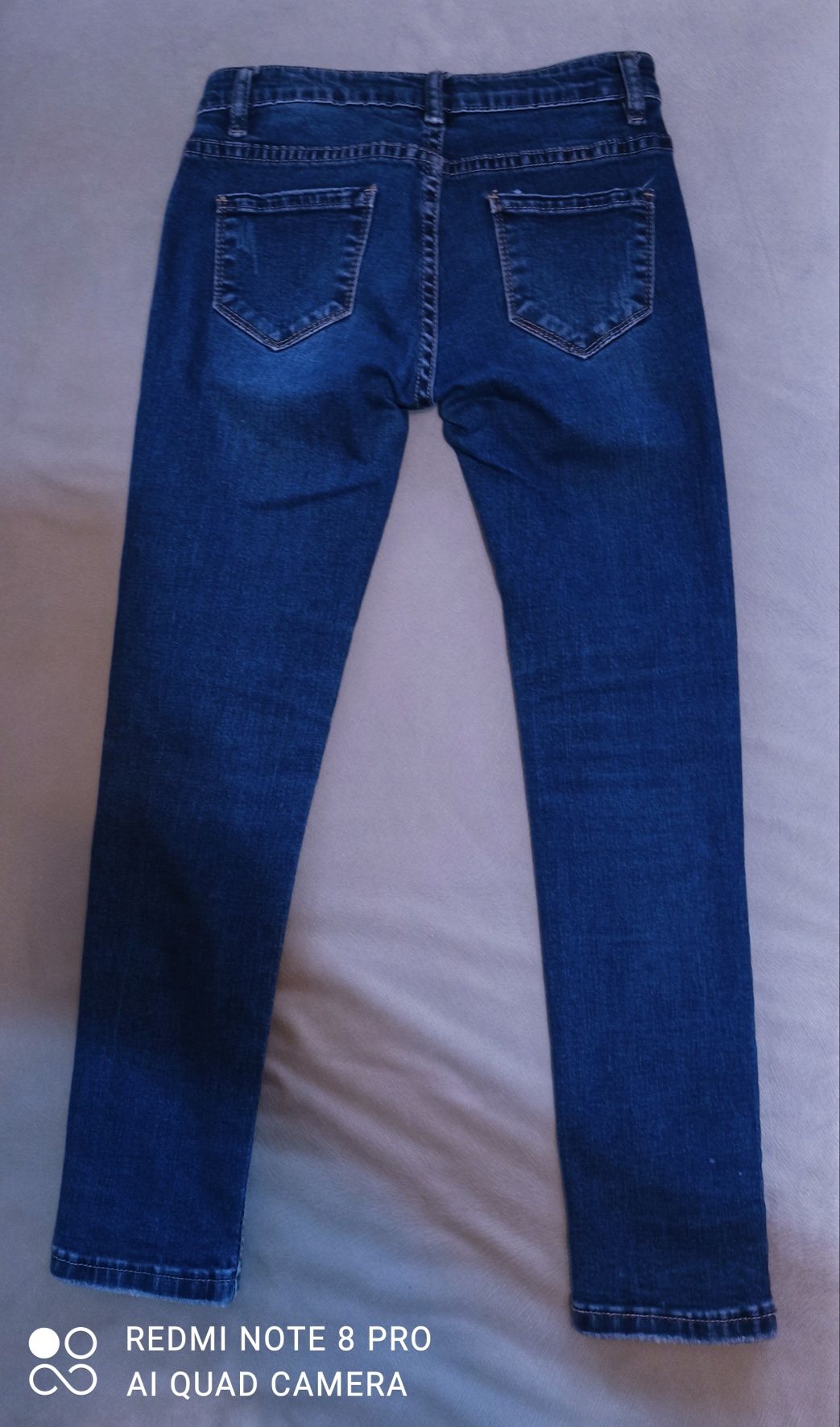 Super spodnie dla dziewczynki jeansowe rozmiar  140