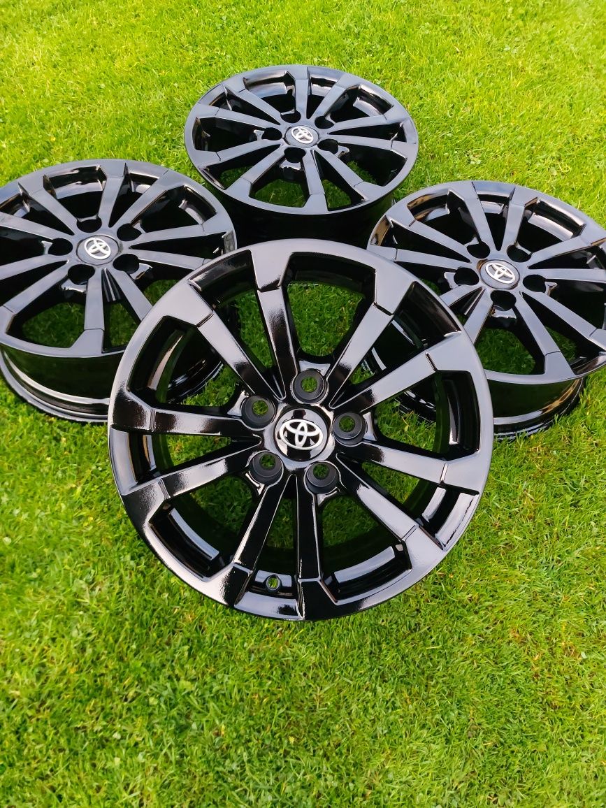 Felgi 16 5x114.3 Toyota