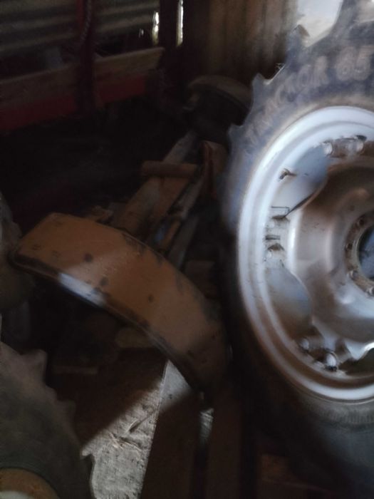 przednia os zetor 3320 oraz 5211 piasta