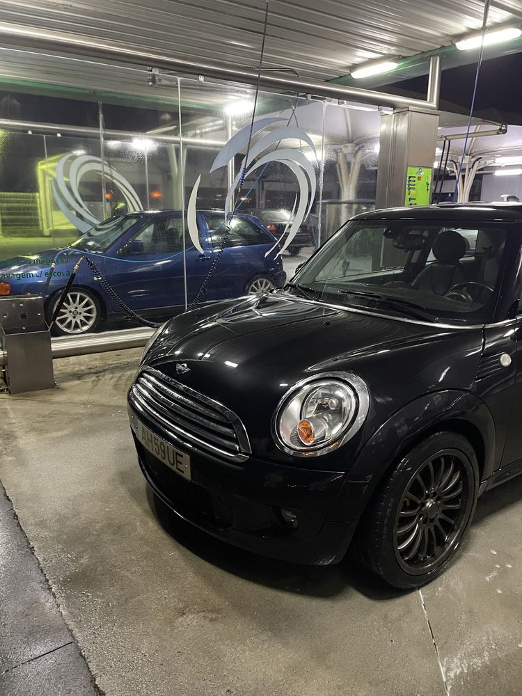 Mini cooper D R56 Vendo por ter outro negocio em vista