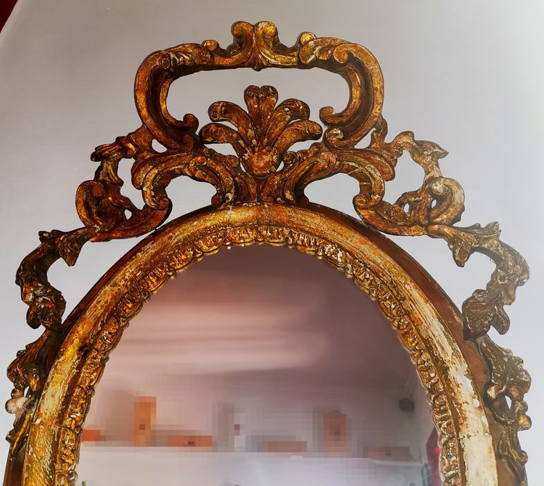 Espelho talha dourada cimalha e base vazada
